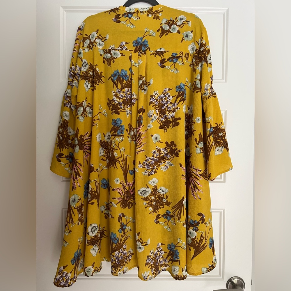 Umgee Women’s Yellow Floral Bell Sleeve Dress Size Large - Picture 3 of 6
